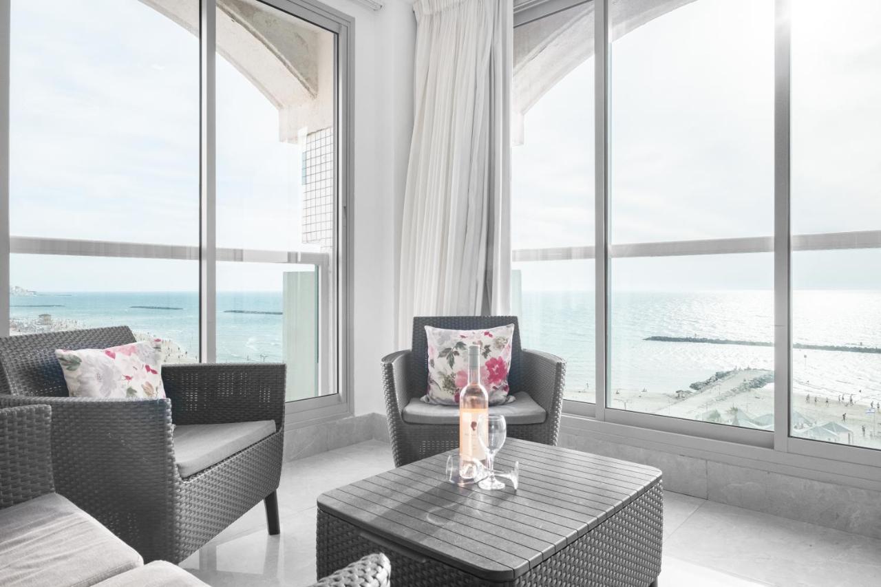 Apartment Vacation *